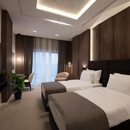 ホテル Premium Hotel, 4*